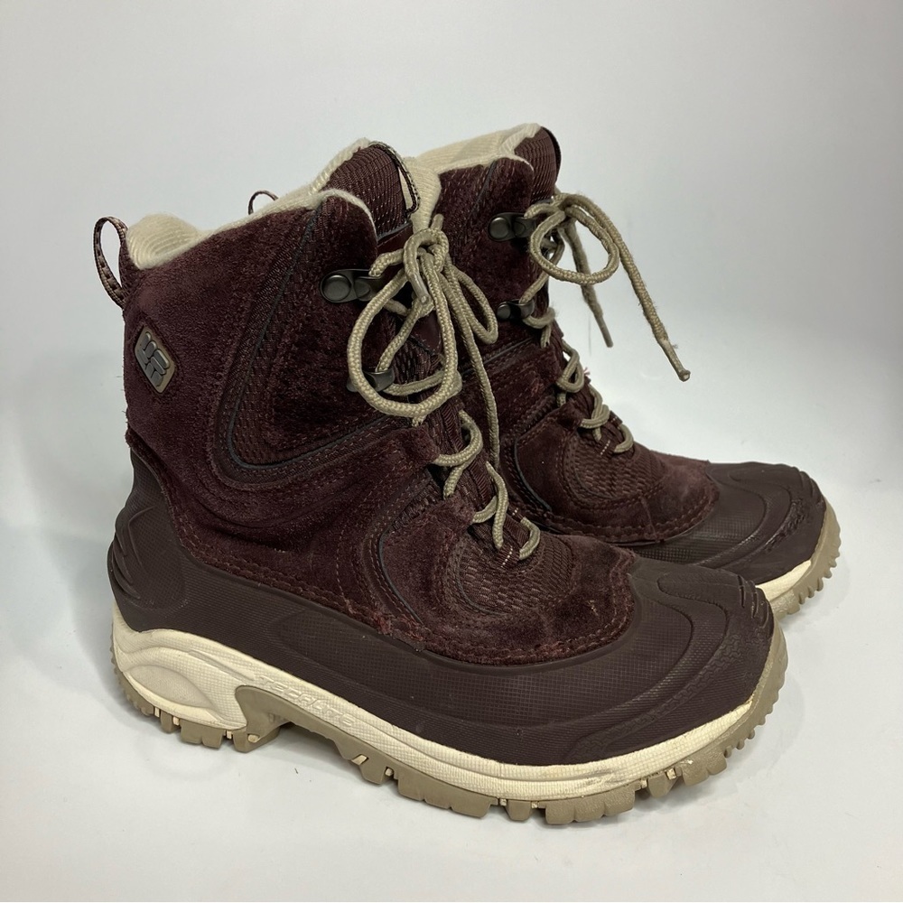 Column Bugaboot waterproof lace up boots snow‎ boots size 6.5
